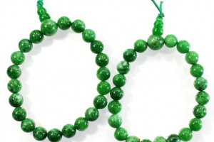 Jade (nephrite) energy bracelet, Buddha bracelet, beads ø 8.5 mm, elastic rubber, price for 1 piece