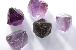 Fluorite - dipyramidal crystals - Song Ua, Hunan Province, China, price for 5 pieces - see photo, 19.4 grams, 17x13x13 to 18x15x14 mm