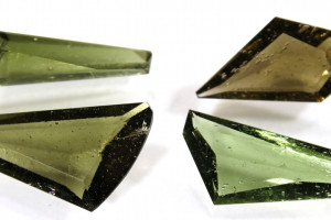 GREAT PRICE! Faceted moldavites, total 17.4 carats, natural Czech moldavites