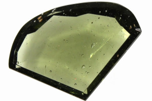 Faceted moldavite, 5.75 carats, 19x14x4.2 mm
