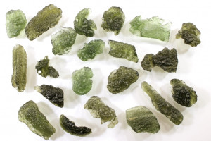 Natural Czech moldavites, total 29.62 grams, 21 pieces, from locality Chlum