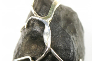 Cintamani pendant, 7.84 grams, legendary mystical stone, rare locality Slovakia, pendant in a silver cage (Ag 925), made in the Czech Republic, quality handmade, unisex pendant