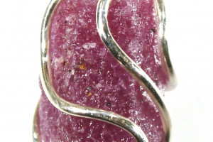 Pendant with ruby crystal 2.22 grams in a silver cage (Ag 925), natural ruby from Africa, crystal, made in the Czech Republic, quality handmade, unisex pendant