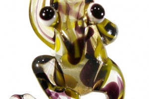 Forest frog to a flowerpot, flowerpot decoration, glass animal / figurine, made in Czech Republic, quality handwork