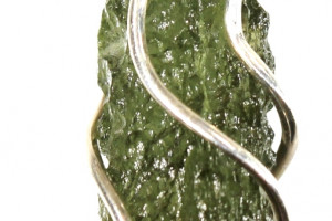 Moldavite pendant 1.54 grams in a silver cage (Ag 925), made in the Czech Republic, quality handmade
