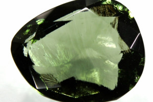 Faceted moldavite, 17.5 carats, natural Czech moldavite